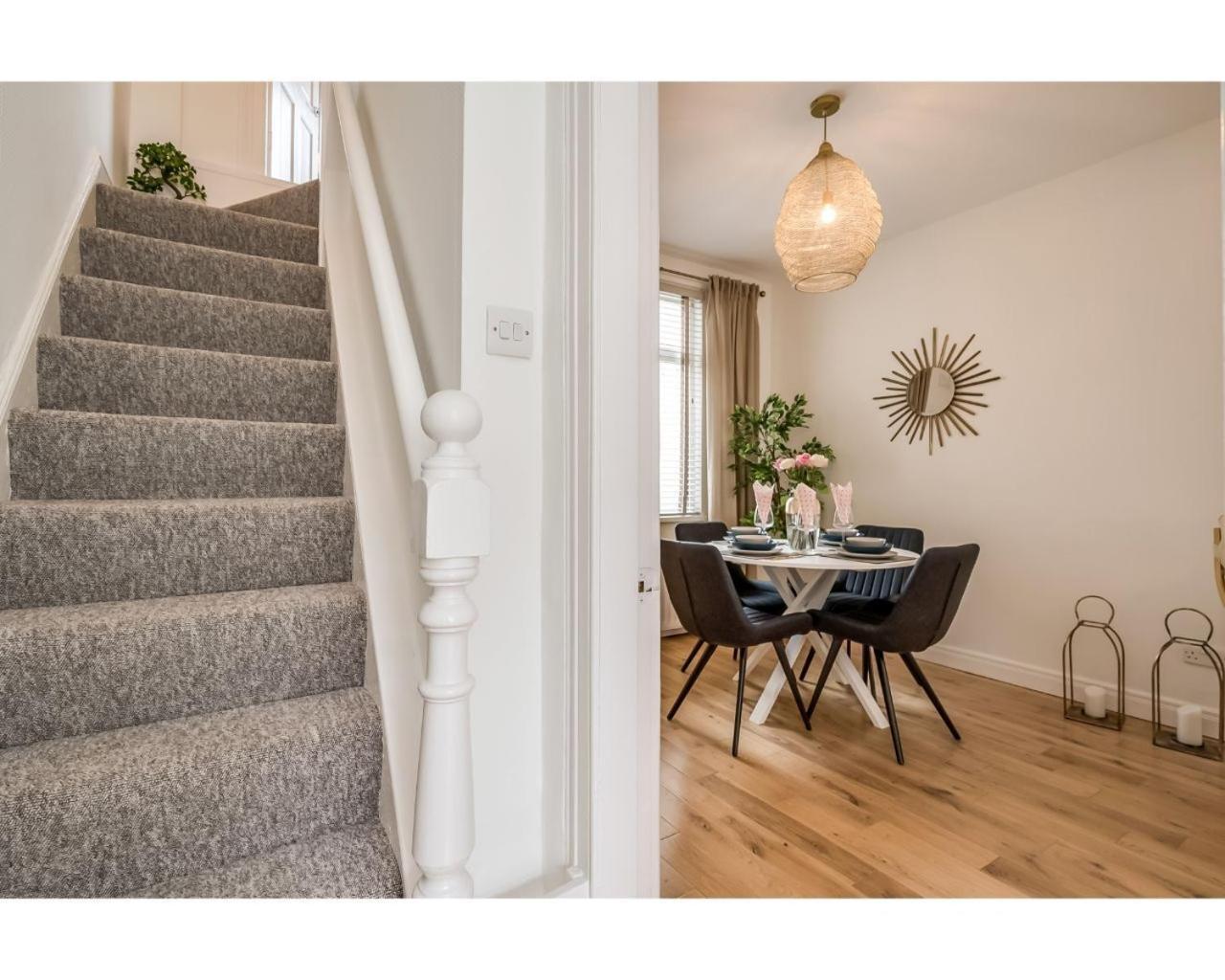 Central Belfast Apartments Chic Luxe R&R Zewnętrze zdjęcie